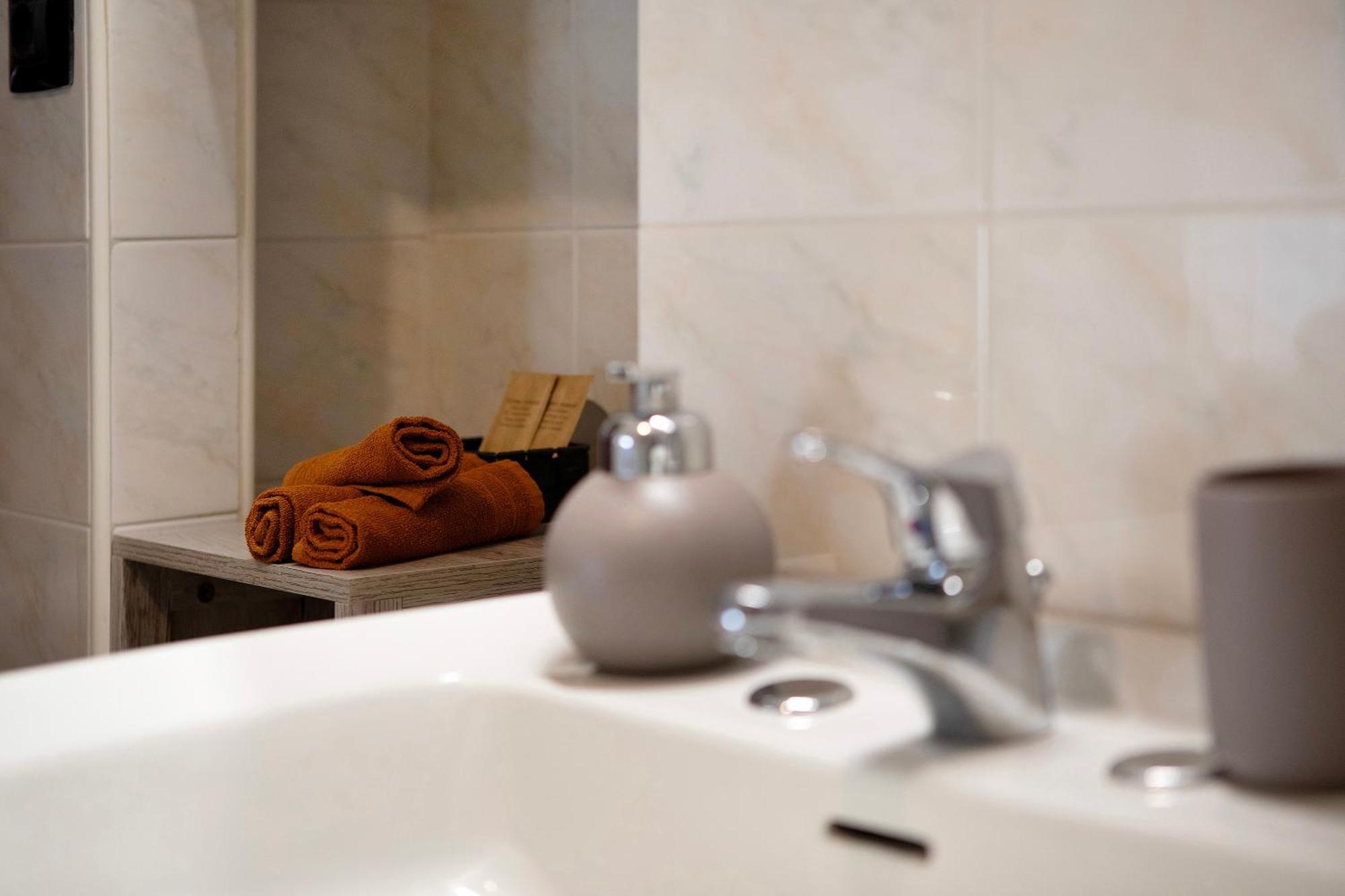 Maison Bebe Terre Blanche อาออสตา ภายนอก รูปภาพ